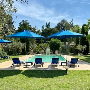  Bed & Breakfast Domaine Au Coeur Des Alpilles